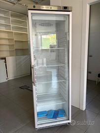 Frigorifero per farmacia