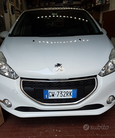 Peugeot 208 km 100.000 come nuova