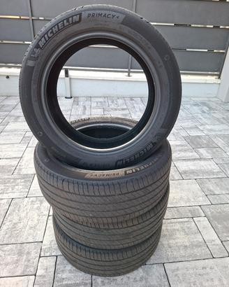4 gomme michelin 215-55- R18