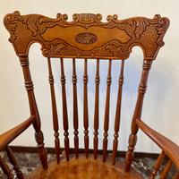 Sedia a dondolo restaurata a mano