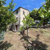 CASA SEMINDIPENDENTE A FAVALE DI MALVARO