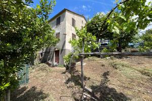 CASA SEMINDIPENDENTE A FAVALE DI MALVARO