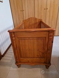 Culla in legno per neonato/ bambino