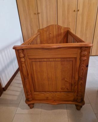 Culla in legno per neonato/ bambino