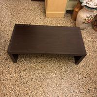 Tavolino basso in legno