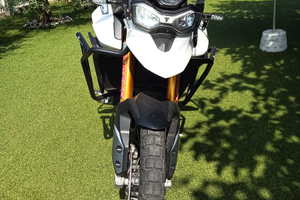Triumph tiger 900 rally