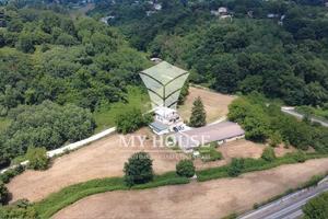 Immobile di 2300 m² a Labico