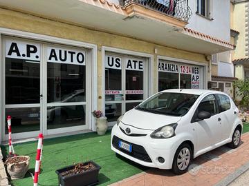 Toyota Aygo 1.0 12V VVT-i 5 porte Cool Soda Connec