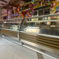 Banchi vetrine refrigerate tende x Pizzeria e Bar