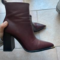 Stivaletto Exé punta metallica