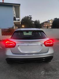Mercedes-Benz GLA 220 CDI