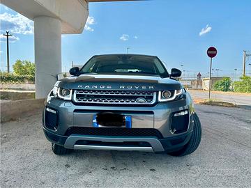 Range rover Evoque 4x4 ( accetto permuta)