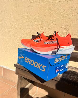 Scarpe corsa brooks HYPERION MAX 3 nuove.