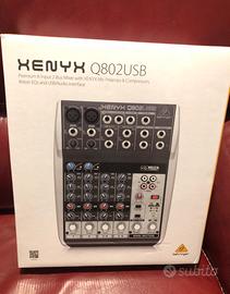 Mixer XENYX Q802-USB