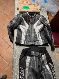 Tuta da moto della suomy