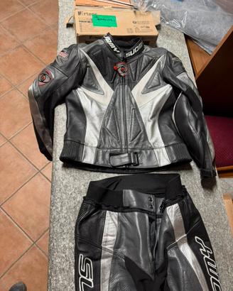 Tuta da moto della suomy