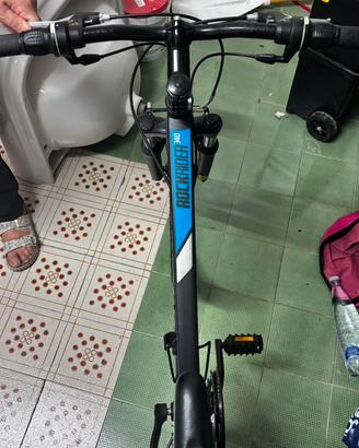 Bicicletta Btwin 340 rockrider