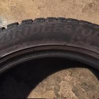 Bridgestone invernali 215/50 R17 95V