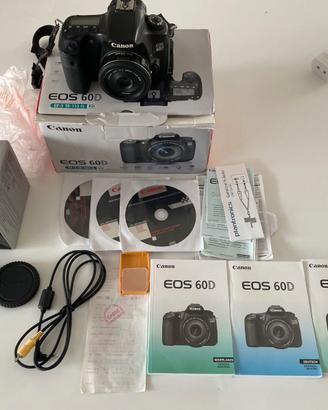 Canon EOS 60D + Obiettivo Pancake EF-S 24mm f/2.8 