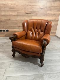 Poltrona stile Chesterfield in pelle