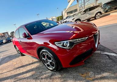 Alfa Romeo Stelvio 2.2 160cv Sportech Automatica