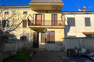 CASA SEMINDIPENDENTE A ALLUVIONI CAMBIÒ