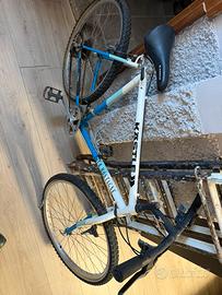 Bici kastle tour montagne