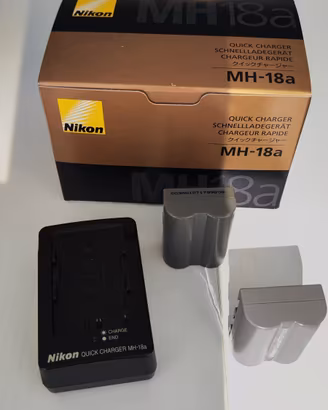 2 Batterie Nikon e caricabatteria rapido MH-18a