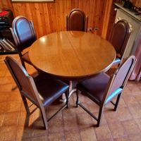 Tavolo rotondo allungabile con 6 sedie