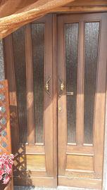 Portoncino legno massello con vetratura