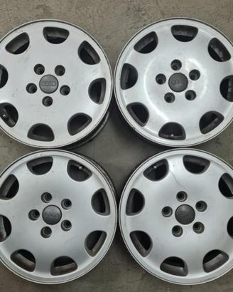 4 Cerchi da 15' in Lega - Audi - A4 A6 8 D0601025 