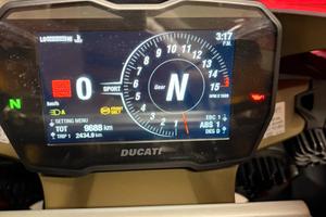 Ducati panigale v4s