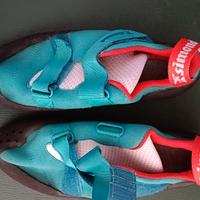 scarpini da arrampicata simond