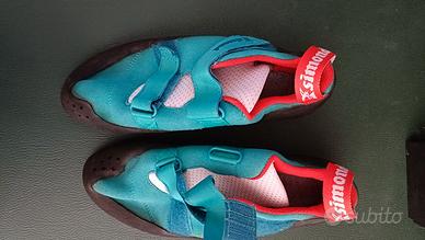 scarpini da arrampicata simond