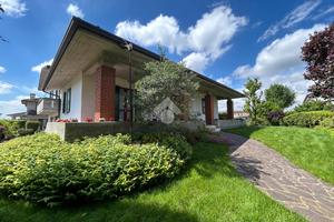 VILLA SINGOLA A VISANO