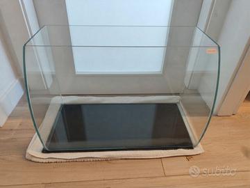 Acquario Wave con vetro curvo da 0,5 cm 60 lt  