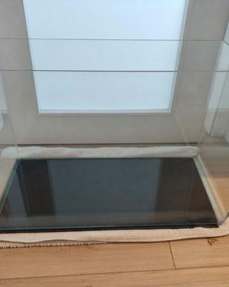 Acquario Wave con vetro curvo da 0,5 cm 60 lt  