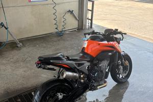 KTM Duke 790