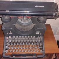macchina da scrivere OLIVETTI M40
