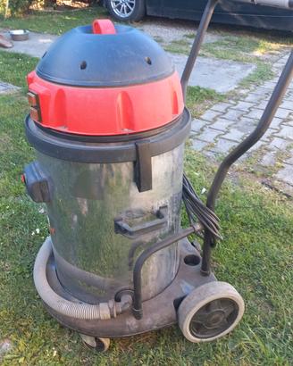 aspiratore professionale 