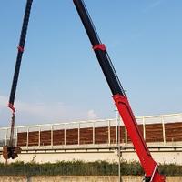 Gru compatta cingolata BG LIFT M400 con 45% di cre