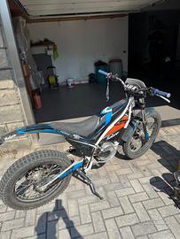 Moto Electric Motion Escape Trial