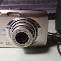 Fotocamera digitale olympus digital 600
