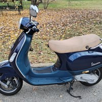 Vespa LX 50 Chic 2011