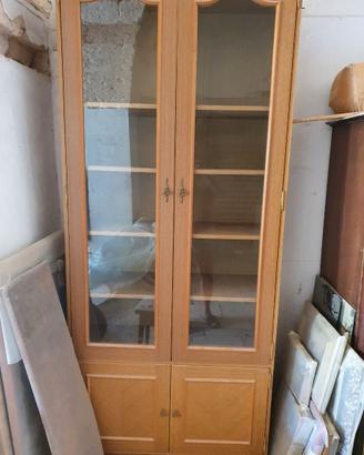 Armadio vetrina