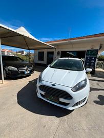 Ford Fiesta 1.5 TDCi 75CV 5 porte Black & White Ed