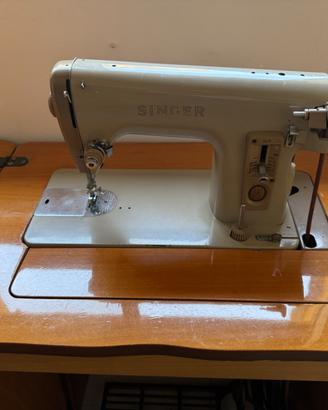 Macchina da cucire Vintage SINGER