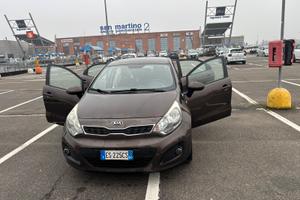 kia rio 2013 1.1 crdi