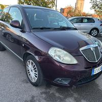 Lancia Ypsilon 1.4 Argento Ecochic GPL