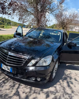 Mercedes-Benz E220 CDI W212 Station Wagon